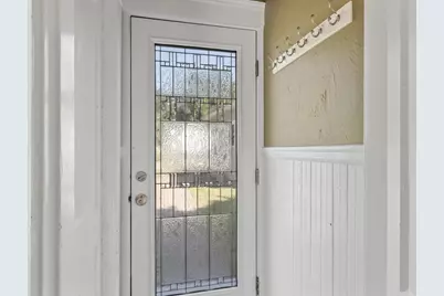 713 E Merrimack Street, Lowell, MA 01852 - Photo 21