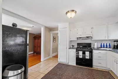 713 E Merrimack Street, Lowell, MA 01852 - Photo 17