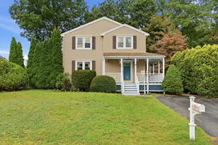 34 Oak Knoll Rd, Lowell, MA 01852 - Photo 1