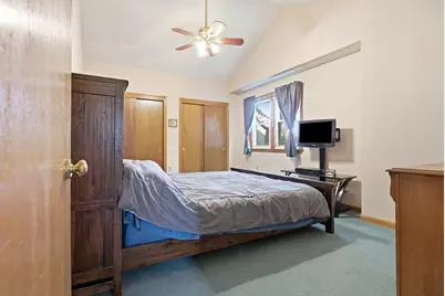 34 Oak Knoll Rd, Lowell, MA 01852 - Photo 11
