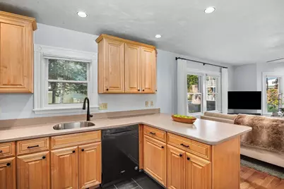 56 Hewlett Street #1, Boston, MA 02131 - Photo 7