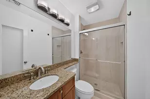8 Garden Ct, Boston, MA 02113 - Photo 9