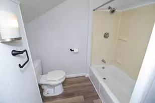 1190 Pleasant St, New Bedford, MA 02740 - Photo 37