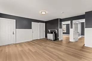 1190 Pleasant St, New Bedford, MA 02740 - Photo 9