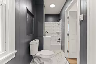 1190 Pleasant St, New Bedford, MA 02740 - Photo 11