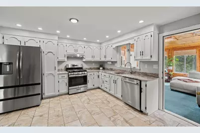 56 Sycamore Rd, Methuen, MA 01844 - Photo 5