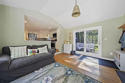 75 Oak St, Pembroke, MA 02359 - Photo 7