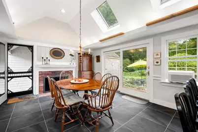 18 Manor Dr, Sandwich, MA 02537 - Photo 9