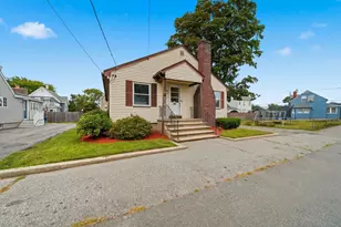 3 Carlton St, Peabody, MA 01960 - Photo 3