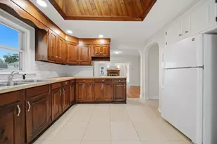 3 Carlton St, Peabody, MA 01960 - Photo 15