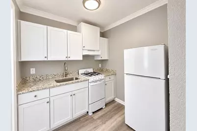 21 Hurd #2, Lowell, MA 01852 - Photo 3