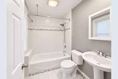 21 Hurd #2, Lowell, MA 01852 - Photo 5