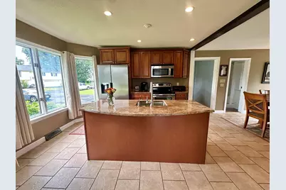 122 Haviland St, Ludlow, MA 01056 - Photo 5