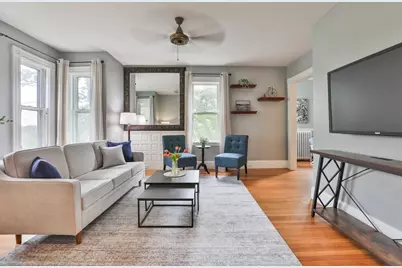 4 Hillside Ave, Wakefield, MA 01880 - Photo 5