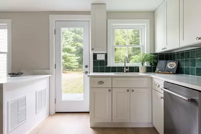 276 Cambridge Tpke, Lincoln, MA 01773 - Photo 11
