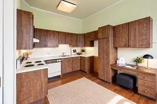 1070 Beacon St, Brookline, MA 02446 - Photo 7