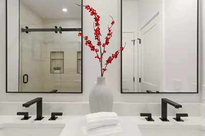 28A Swan Avenue #PH, Boston, MA 02128 - Photo 11