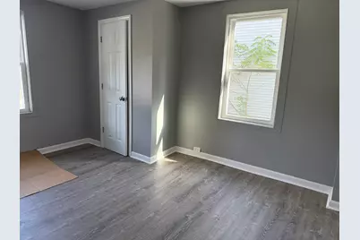 47 West, Southbridge, MA 01550 - Photo 3