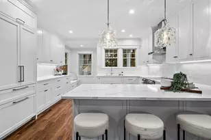 143 Coolidge St, Brookline, MA 02446 - Photo 3