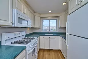 12 Walcott Valley Dr, Hopkinton, MA 01748 - Photo 7