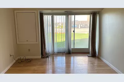 133 Commander Shea Blvd #113, Quincy, MA 02171 - Photo 5