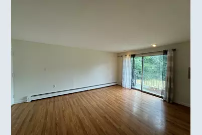 70 Edgelawn Ave #4, North Andover, MA 01845 - Photo 3