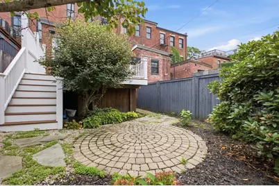 12 Auburn Street, Boston, MA 02129 - Photo 31