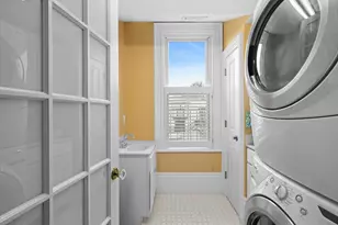 12 Auburn St, Boston, MA 02129 - Photo 19