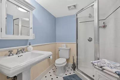 97 Arnold Road, Wellesley, MA 02481 - Photo 35