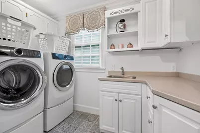 97 Arnold Road, Wellesley, MA 02481 - Photo 19