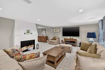 97 Arnold Road, Wellesley, MA 02481 - Photo 33