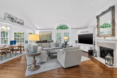 97 Arnold Road, Wellesley, MA 02481 - Photo 15