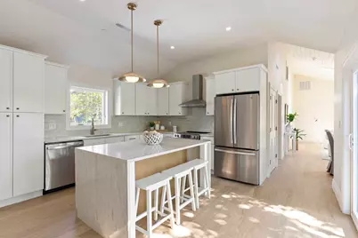 114 Hale St #3, Beverly, MA 01915 - Photo 1