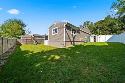107 New York St, Lowell, MA 01854 - Photo 33