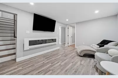 107 New York St, Lowell, MA 01854 - Photo 29
