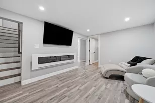 107 New York St, Lowell, MA 01854 - Photo 29