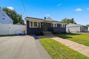 107 New York St, Lowell, MA 01854 - Photo 5