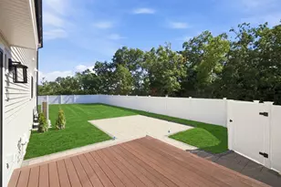 2 Berthold St, Saugus, MA 01906 - Photo 37