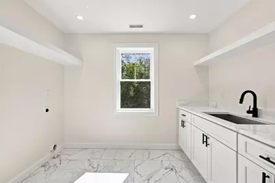 2 Berthold St, Saugus, MA 01906 - Photo 19