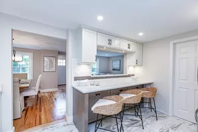 39 Birch St, Tewksbury, MA 01876 - Photo 9