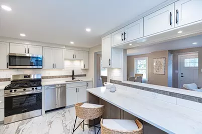 39 Birch St, Tewksbury, MA 01876 - Photo 13