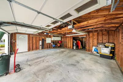 40 Railroad Avenue, Taunton, MA 02780 - Photo 9