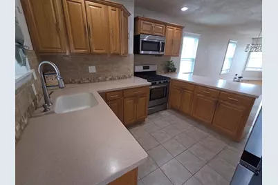 120 Woodrow Ave, Boston, MA 02124 - Photo 9