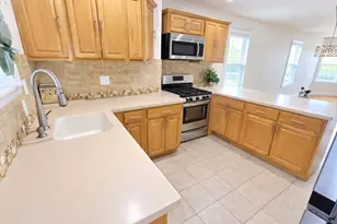 120 Woodrow Ave, Boston, MA 02124 - Photo 7