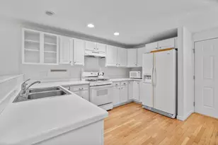7 Par Three Ct, Mashpee, MA 02649 - Photo 11