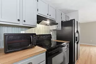 126 Patrick Rd, Tewksbury, MA 01876 - Photo 15