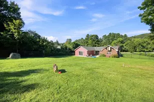 146 Huntington Rd, Russell, MA 01071 - Photo 7