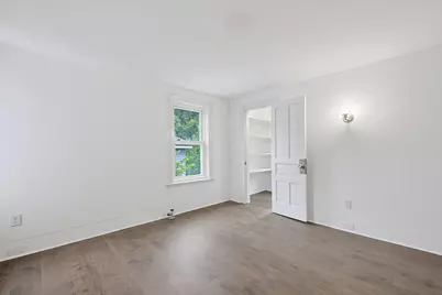 13 Campbell Ave, Leominster, MA 01453 - Photo 17