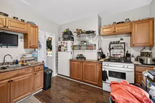 162 Ogrady St, Fall River, MA 02720 - Photo 3