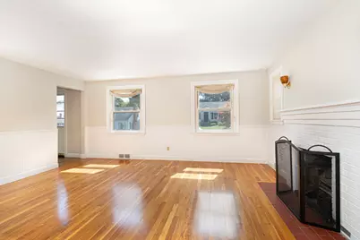 10 Farview Ave, Shrewsbury, MA 01545 - Photo 7